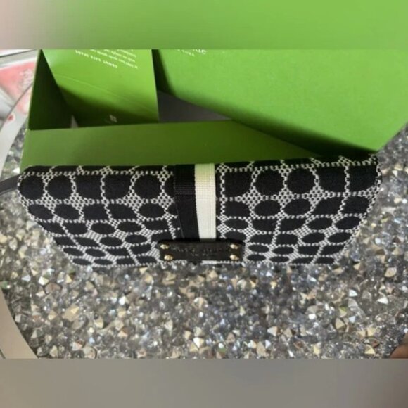 Kate Spade Black & White Adrienne Signature Print Wallet NWOT - Picture 4 of 12